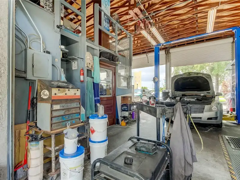 Auto Repair Shop for Sale in Established Oldsmar Location with Equipment and Storage