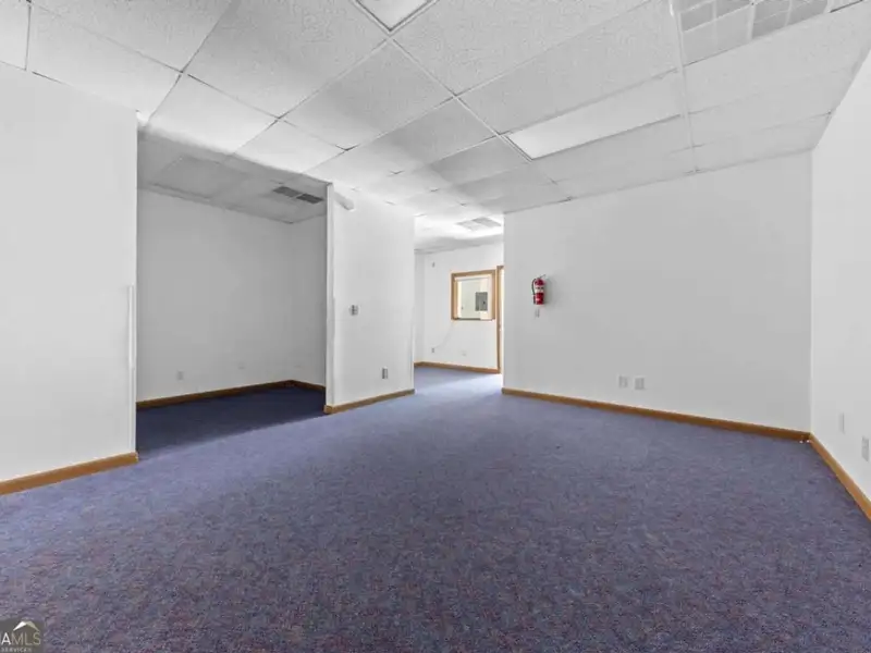 9,000 Sqft Industrial Building on 1.03 Acres in St. Marys, Ga