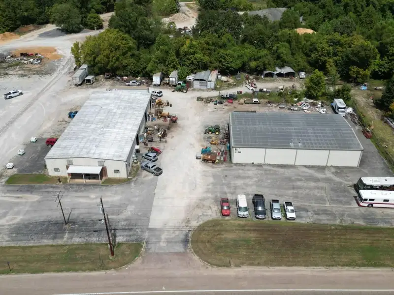 Commercial Steel Buildings in Jackson's Industrial Airways Area with High Wind Rating