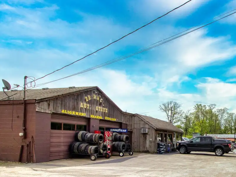 Turnkey Auto Mechanic Business with Multiple Buildings in Mt. Orab