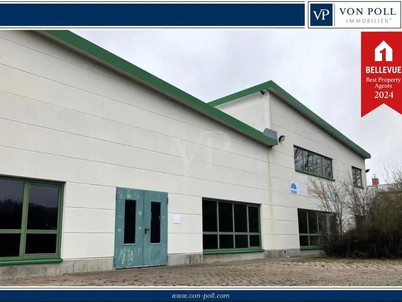 Commercial Complex with Production Hall and Renovation Potential in Prime Location