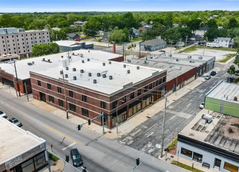 Mixed-use Commercial Property with Retail, Offices, and Apartments in Downtown Joplin