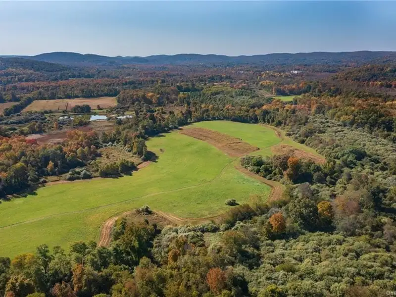 558+ Acre Parcel in Pawling, Ny – Ideal for Residential or Commercial Development