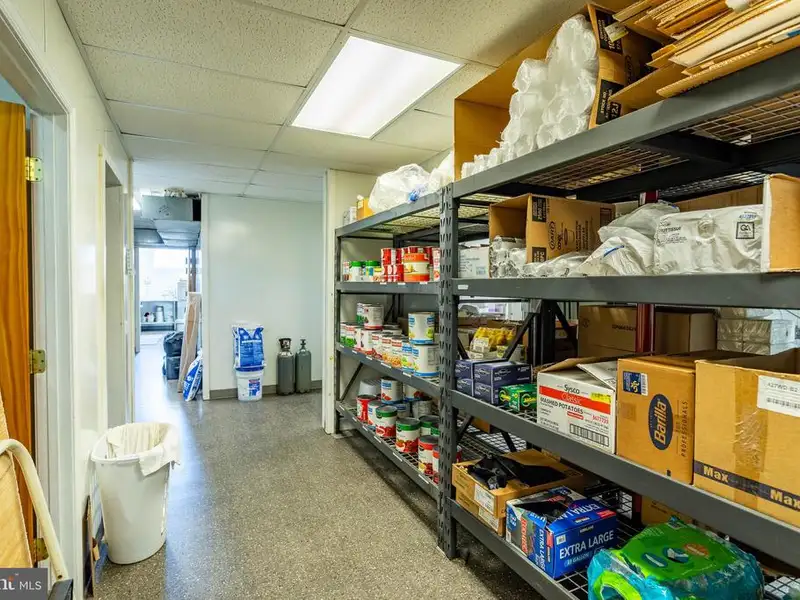 Established Restaurant with Commercial Kitchen and 120+ Seating in Hardy County