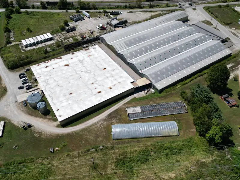 Versatile 150,000 Sq. Ft. Warehouse with Dock Access and Greenhouses in London, Ky