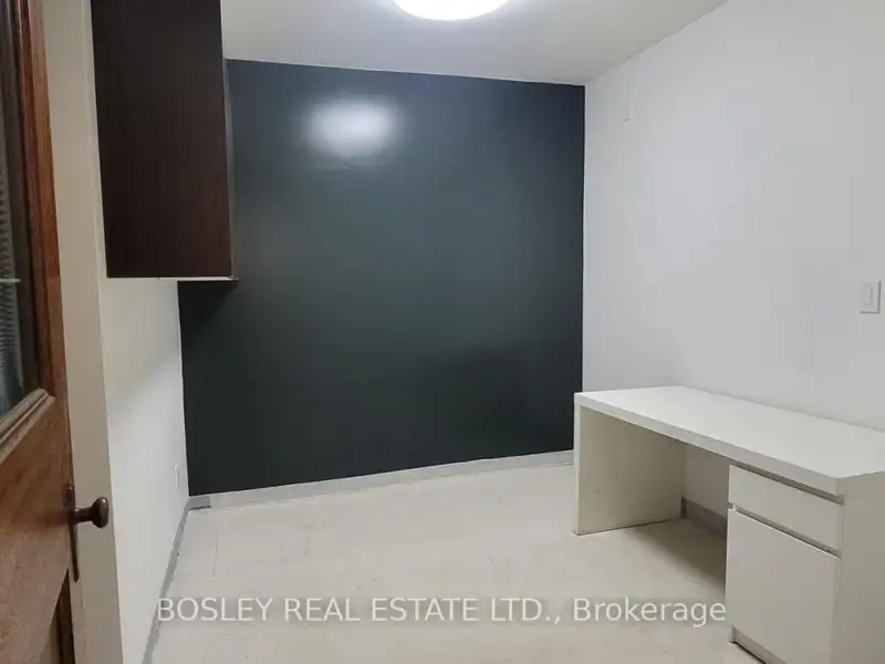 Retail Space in Iconic You've Changed Building, Trinity-bellwoods, Toronto - 2,070 Sq Ft
