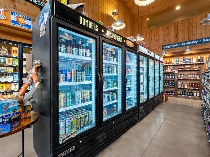 Multi-use Commercial Property with Established Tenants in Durango's Growing Market
