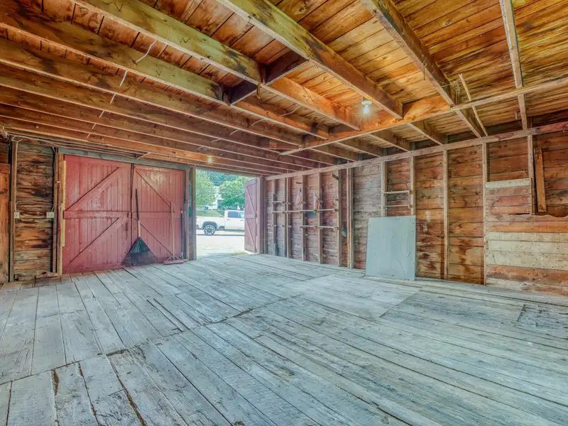 Versatile Mixed-use Property on Cottage Street, Littleton with Office Spaces and Barn