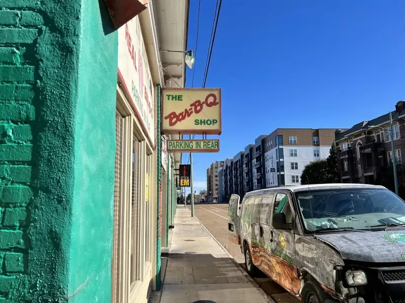 4 Bay Retail Center in Midtown Near Overton Square - 100% Occupied