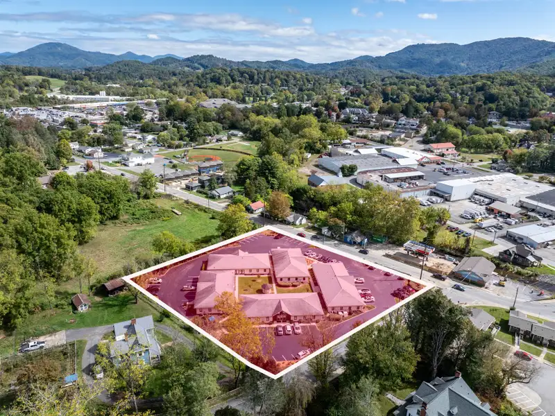 Fully Leased Business Park in Prime Waynesville Location with Ample Parking and Modern Amenities