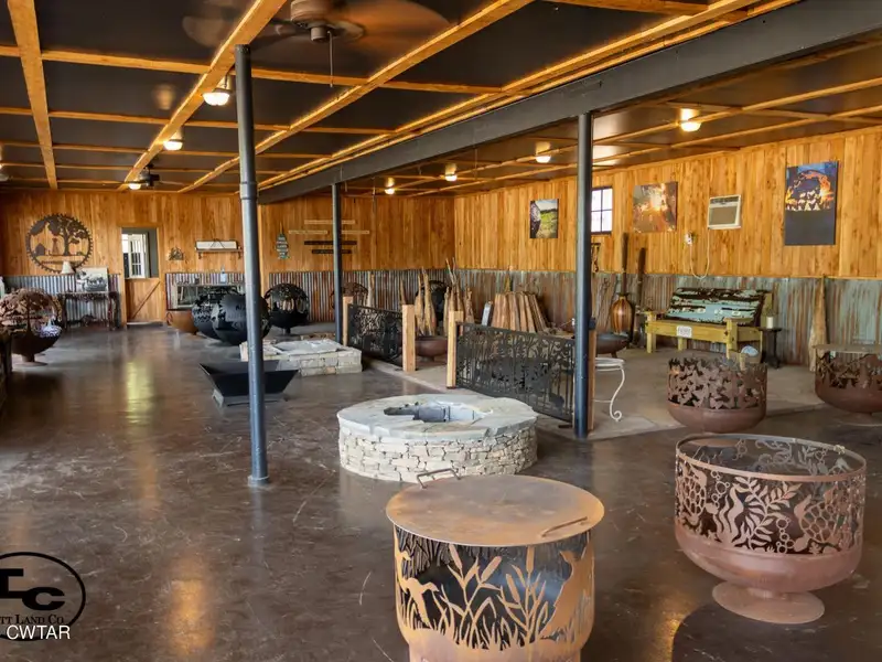Versatile Commercial Property in Prime Location with Business Acquisition Option