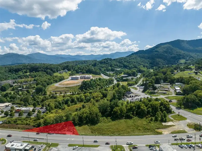 Commercial Land with High Visibility on Dellwood Rd, Adjacent to 9 Acres for Development
