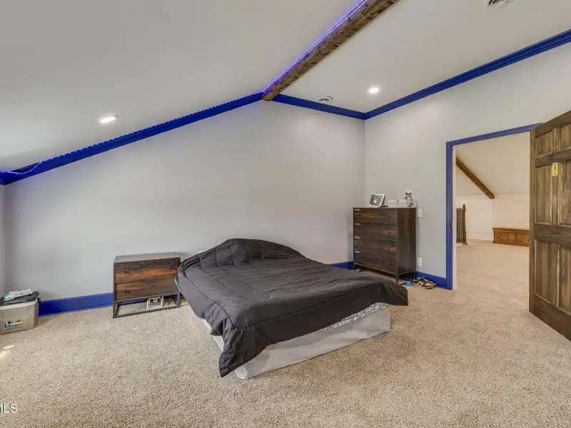 Custom Barndominium on 3 Acres with Pool and Income-generating Garage in Tennessee