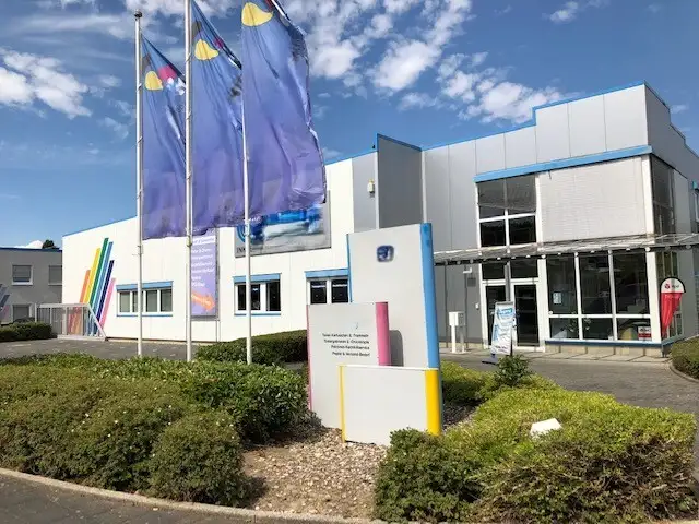 Versatile Commercial Property for Manufacturing/warehousing with Ample Office Space in Prime Location