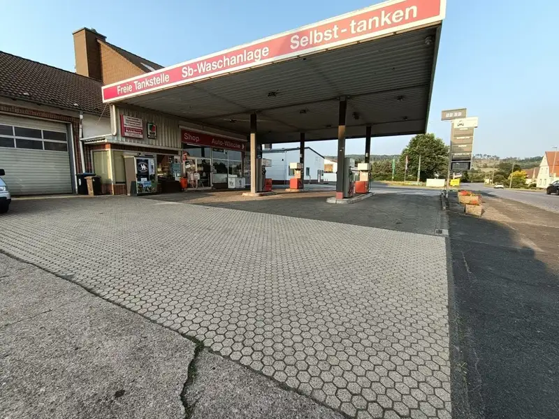Spacious Property with Gas Station and Halls on Federal Highway 7, 12,000 M²