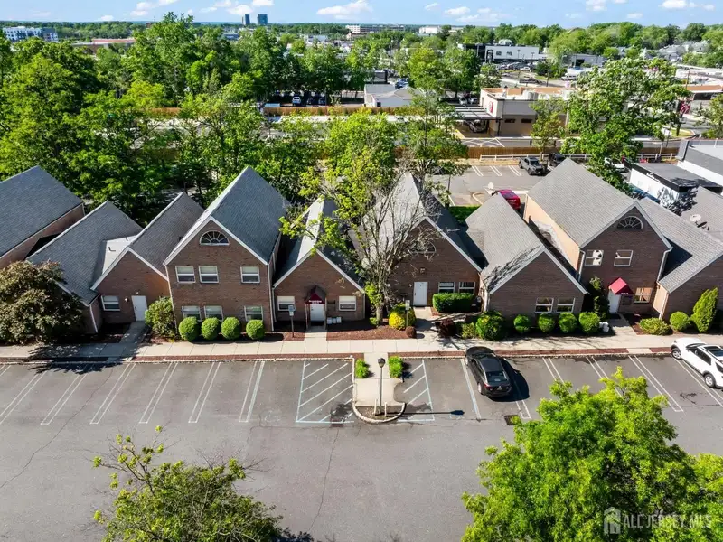 Renovated 3,345 Sf Medical Condo in Ferris Plaza, East Brunswick