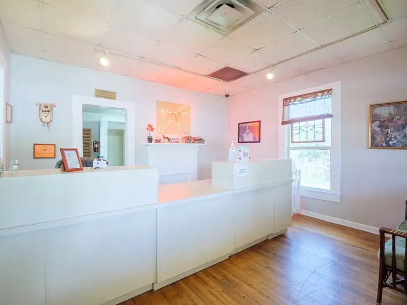 Versatile Flex Building with Office and Warehouse Space in Prime Valdosta Location