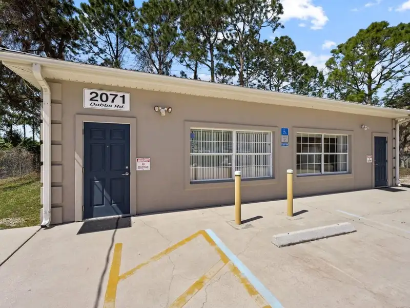 Commercial Building with Offices and Open Storage in St. Johns County