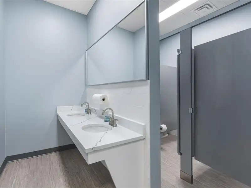 Premium Corporate Office Space with Helipad on U.s. 19 N, Clearwater