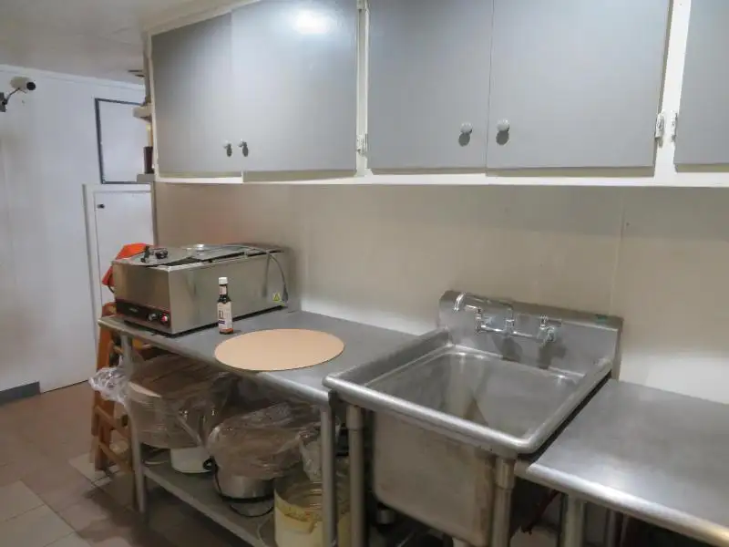 Turnkey Bar/restaurant with 2-bedroom Apartment and Development Potential in Northwoods