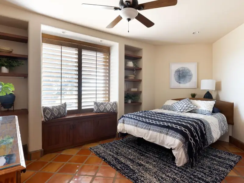 Luxury Estate with Stunning Views, Pool, Wine Cellar, and Extensive Amenities in Friant