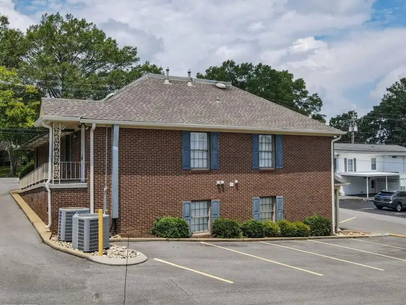 Medical Facility for Sale Near Hospital - 4,510 Sq Ft with Multiple Treatment Rooms