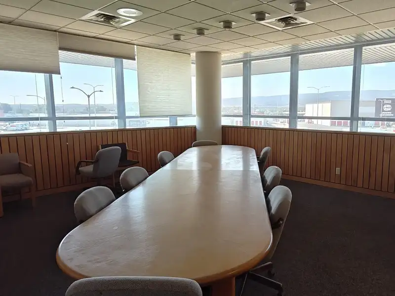 Large Office Building with Panoramic Views in Prime Downtown Location, 40,000 Sqft