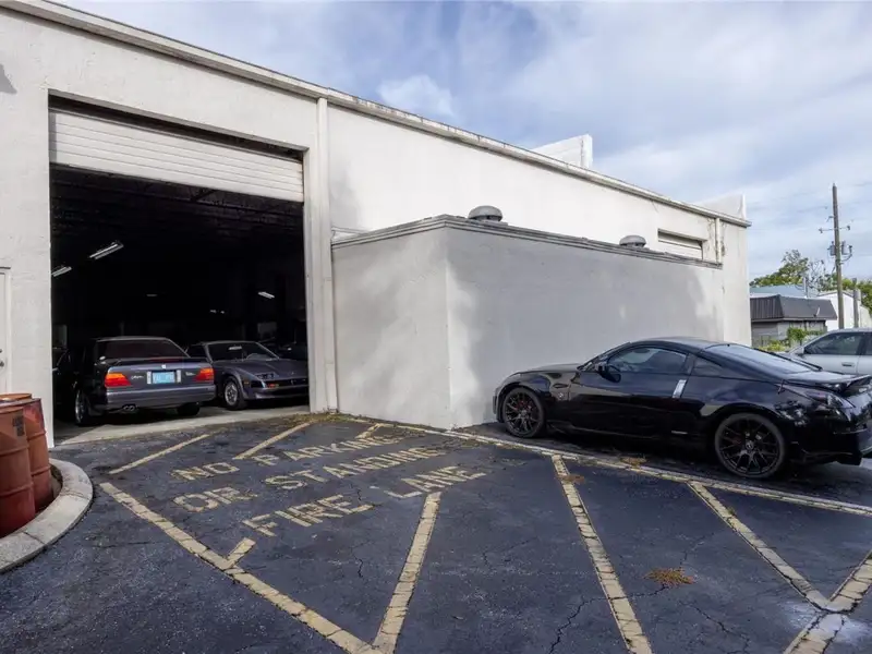 Prime Automotive Facility on Us 17/92 in Longwood, Fl - 9,700 Sq Ft