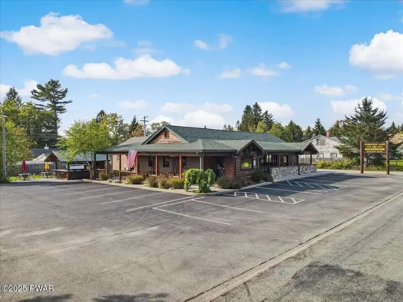 Turn-key Restaurant with Apartment Near Promised Land State Park and Recreational Trails