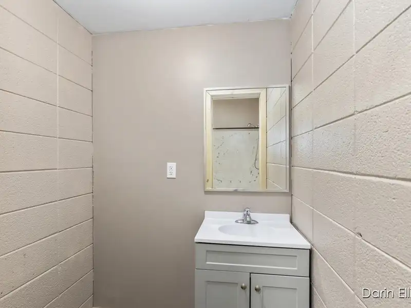 Versatile 15,000+ Sq Ft Mixed-use Building with Apartments and Office Spaces