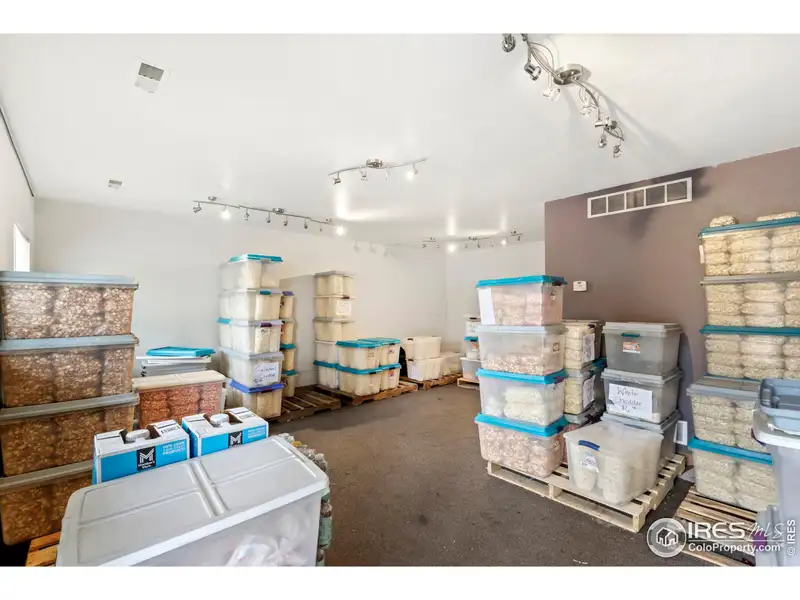 Industrial Office/warehouse for Sale in West Loveland - 1,690 Sq. Ft. Total Space