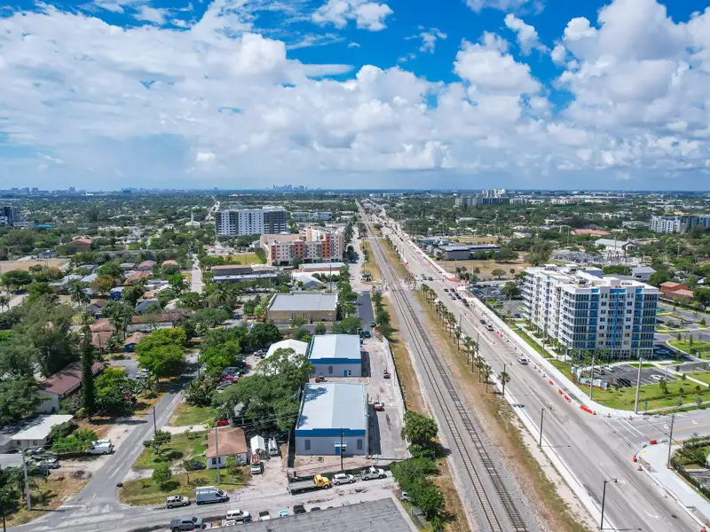 10,000 Sq Ft Warehouse Space for Lease in Pompano Beach, B-4 Commercial Zoning