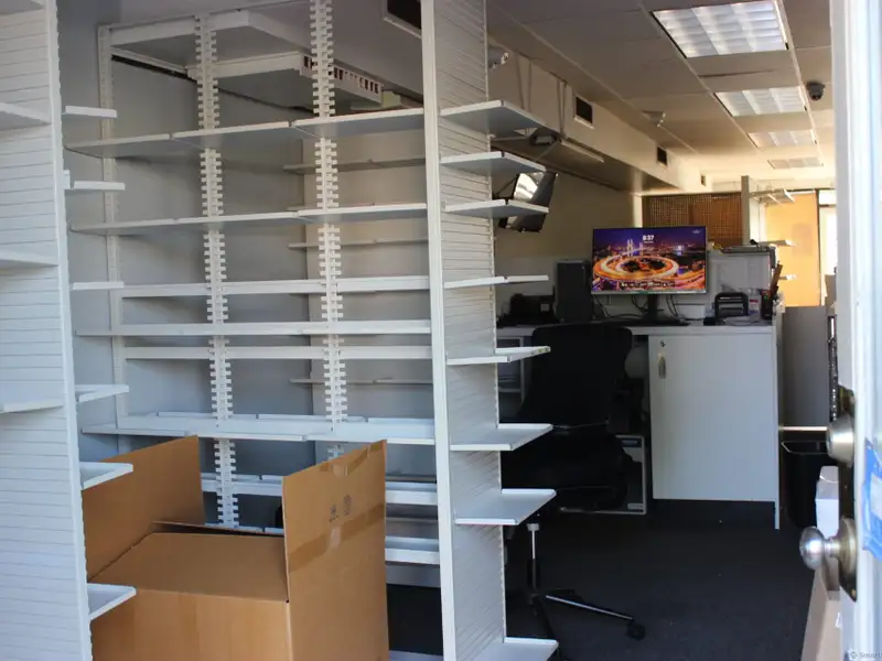 Prime Retail/office Space for Lease in Hamden - High Traffic Corner Location
