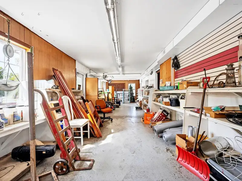 Commercial Retail/warehouse with Charming Colonial Home in High-traffic Corner Location