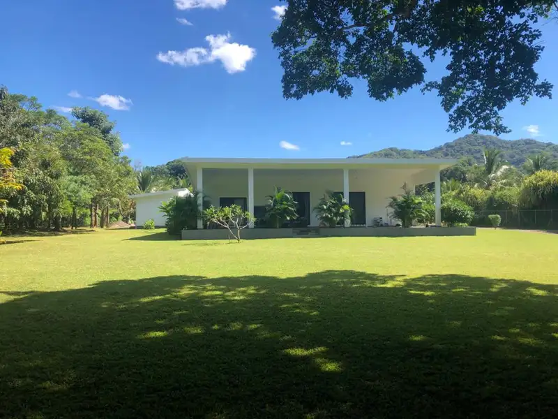 Seahorse Bed and Breakfast - Serene Retreat in La Josephina Valley, Near Tamarindo