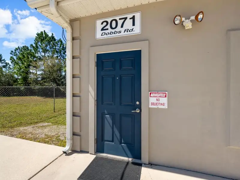 Commercial Building with Offices and Storage in St. Johns County Ci Zoning District