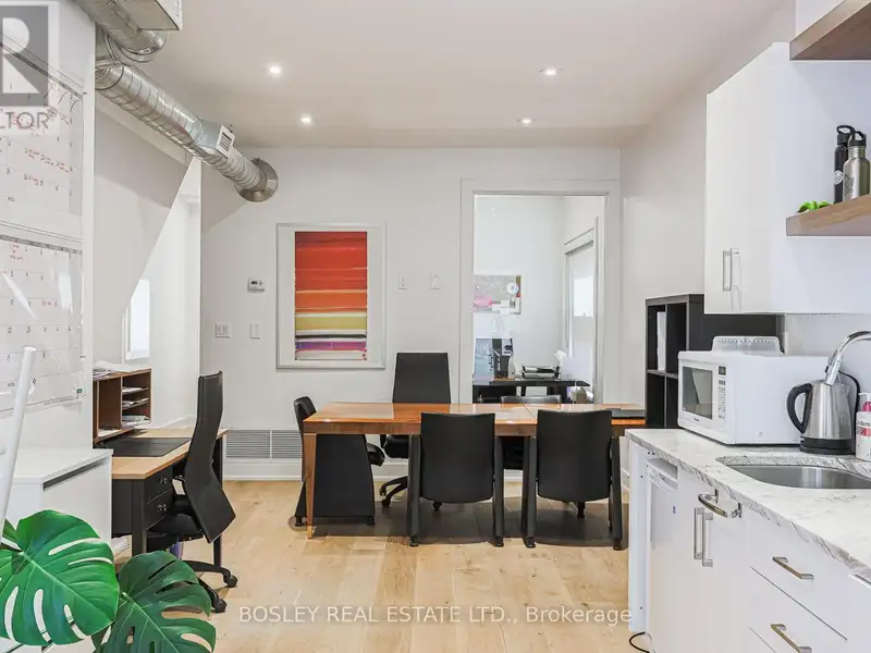 Versatile 700 Sq Ft Office Space in Dovercourt Village, Toronto