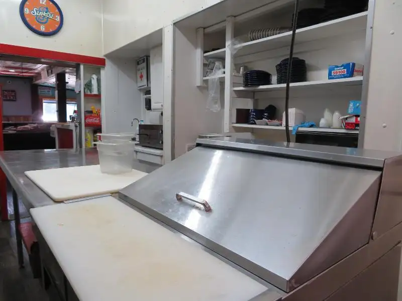 Turnkey Bar/restaurant with 2-bedroom Apartment and Development Potential in Northwoods