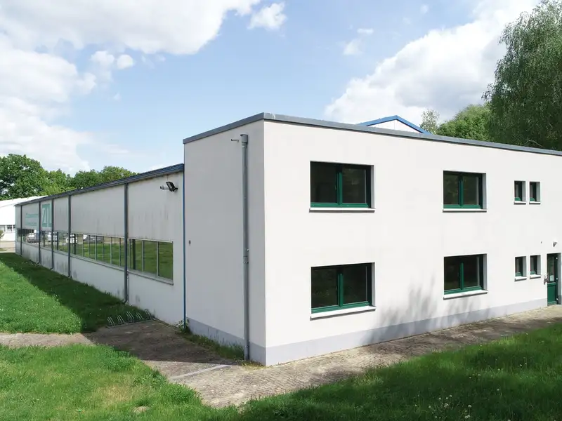 Versatile Commercial Property with Hall and Office Space in Luckenwalde's Industrial Estate