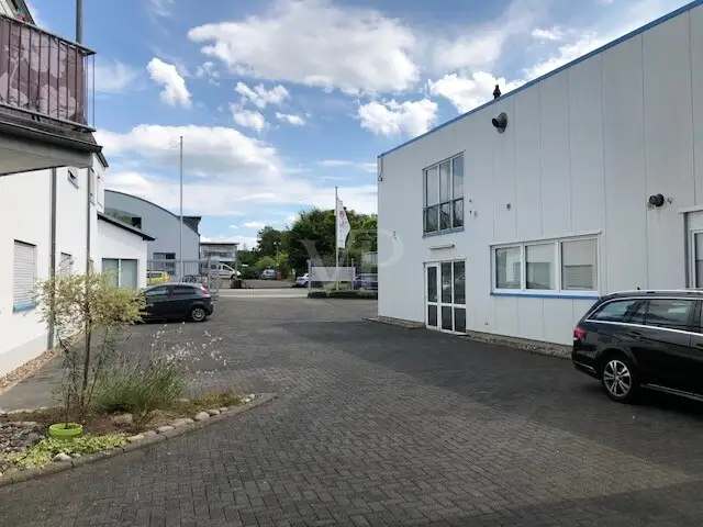 Versatile Commercial Property for Manufacturing/warehousing with Ample Office Space in Prime Location
