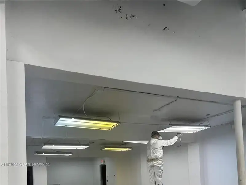 Prime Commercial Space in Wynwood, Steps from Wynwood Walls and High Pedestrian Traffic
