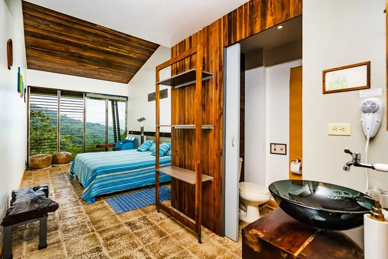 Celeste Mountain Lodge: 17-acre Eco-lodge with Rainforest Reserve in Costa Rica