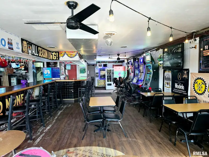 Established Bar and Grill with Outdoor Stage in Prime Location Near Factories