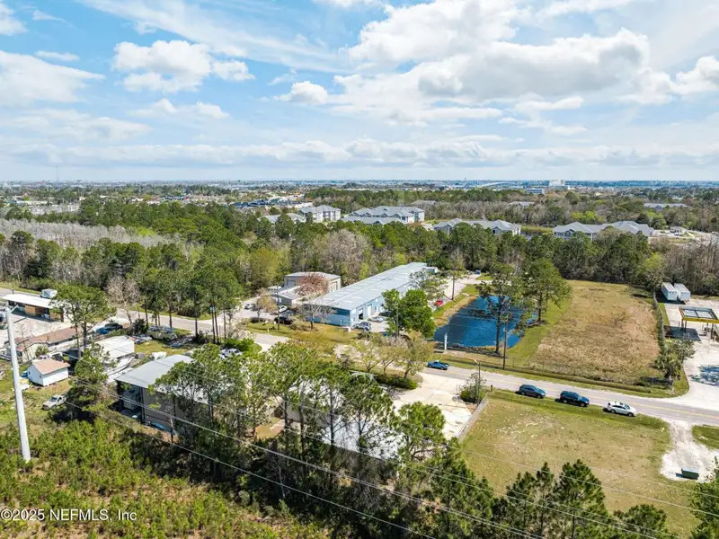 Commercial Building with Offices and Storage in St. Johns County, Ci Zoning