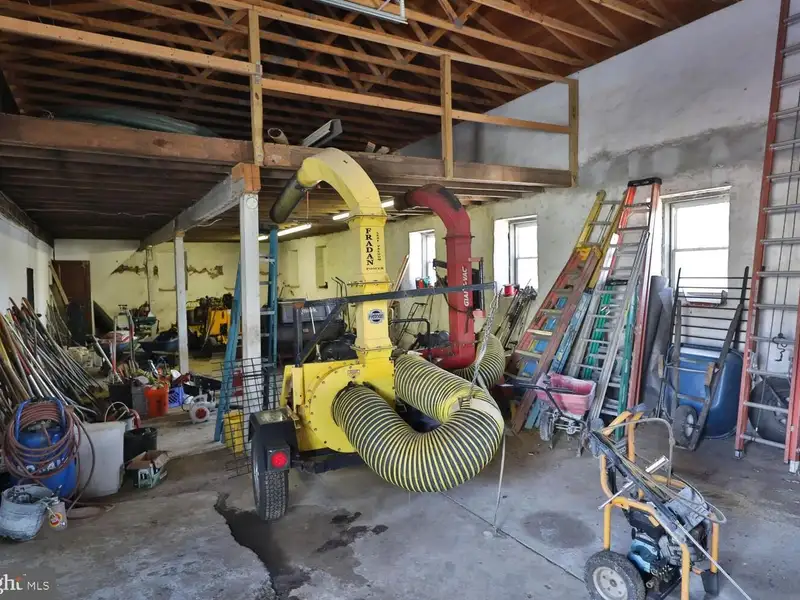 Commercial Property with Office and Warehouse Space in Norristown, Ideal for Multiple Tenants