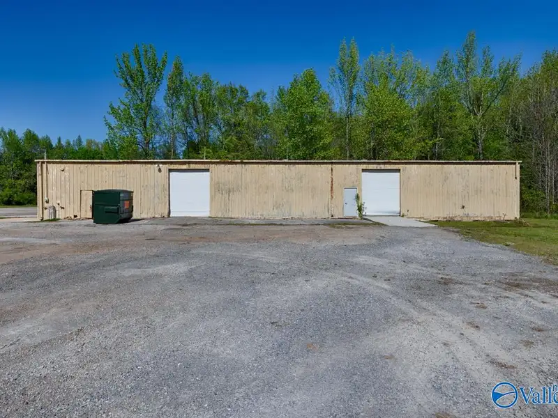 Flexible Industrial Property with 3 Buildings on 6 Acres in Huntsville, Al