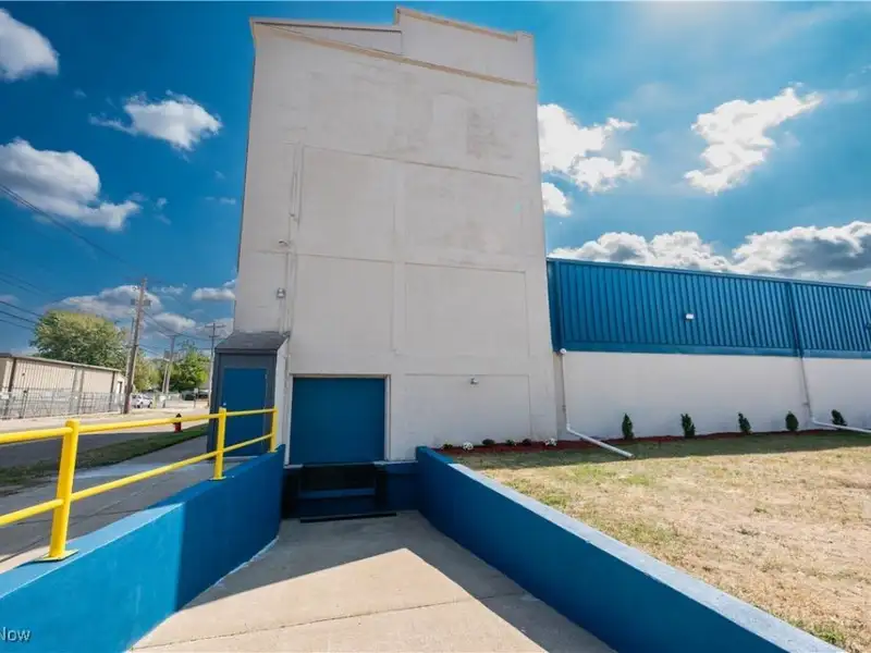 Updated 20,600 Sq Ft Warehouse in Canton’s Warehouse District with Loading Dock and Expansion Potential