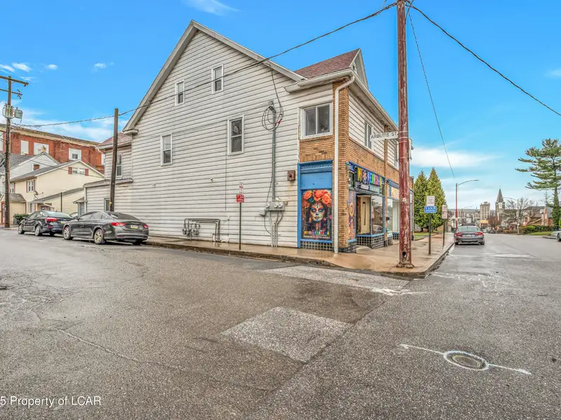 Five-unit Commercial and Residential Building in Prime Location with Recent Upgrades