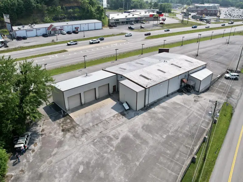 Versatile Commercial Property on Highway 25 N, Corbin with Showroom and Office Spaces
