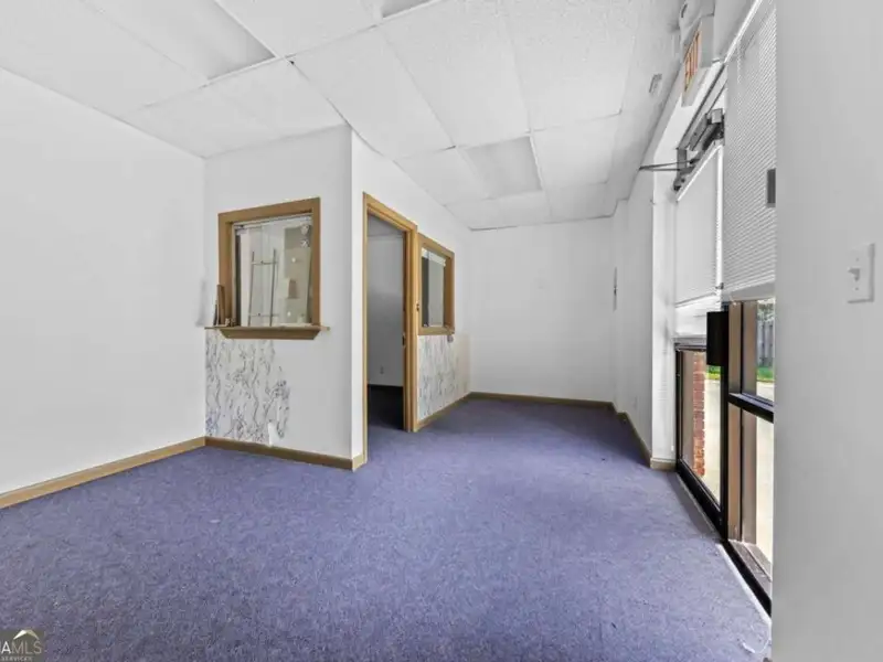 9,000 Sqft Industrial Building on 1.03 Acres in St. Marys, Ga